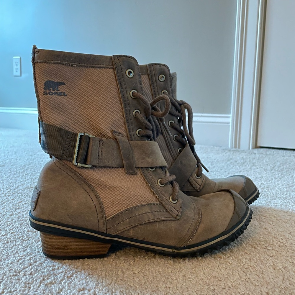 Sorel Women’s Slimboot Mid Calf Brown 8.5 Buckle Waterproof NL2154-245 Joie